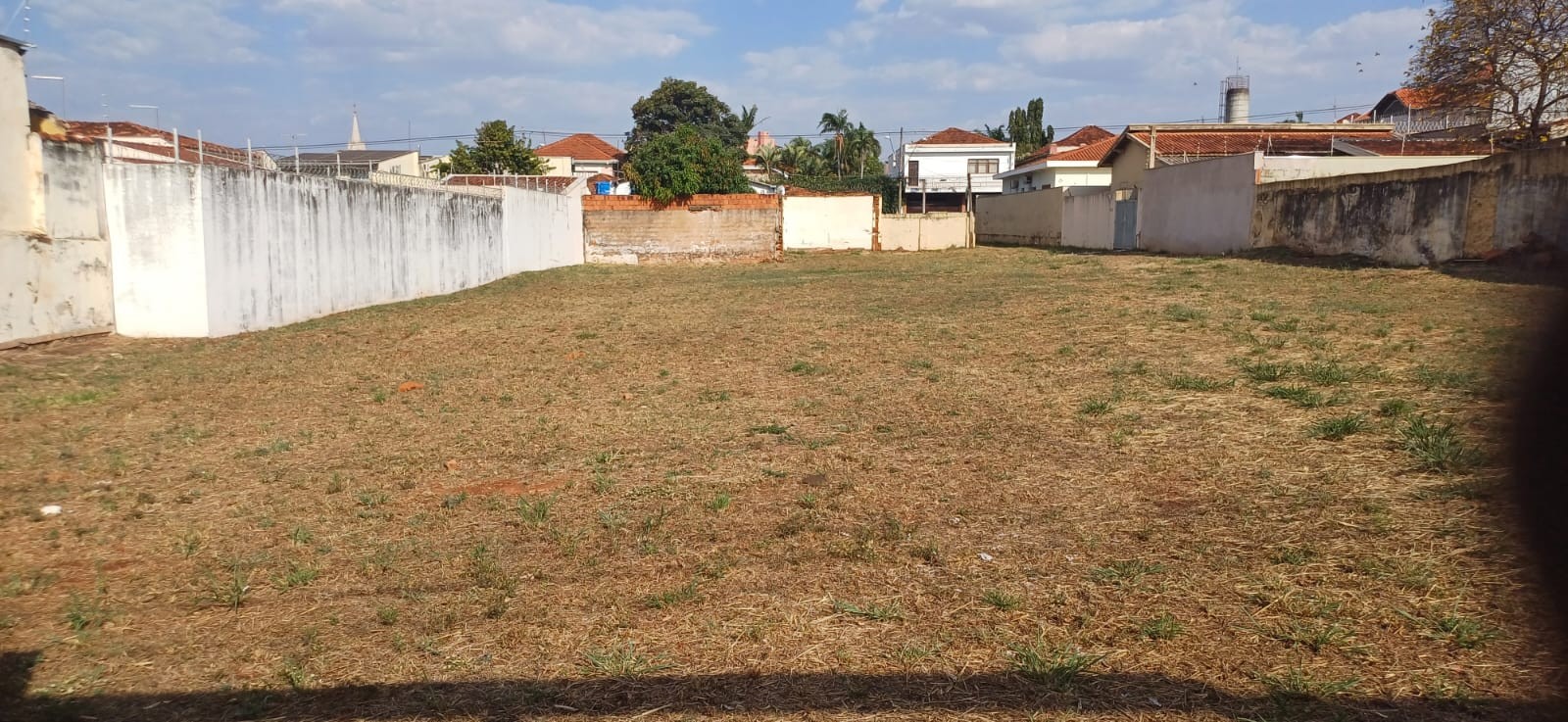 Terreno de 1.453 m² no Centro de Jaú em Jaú/SP
