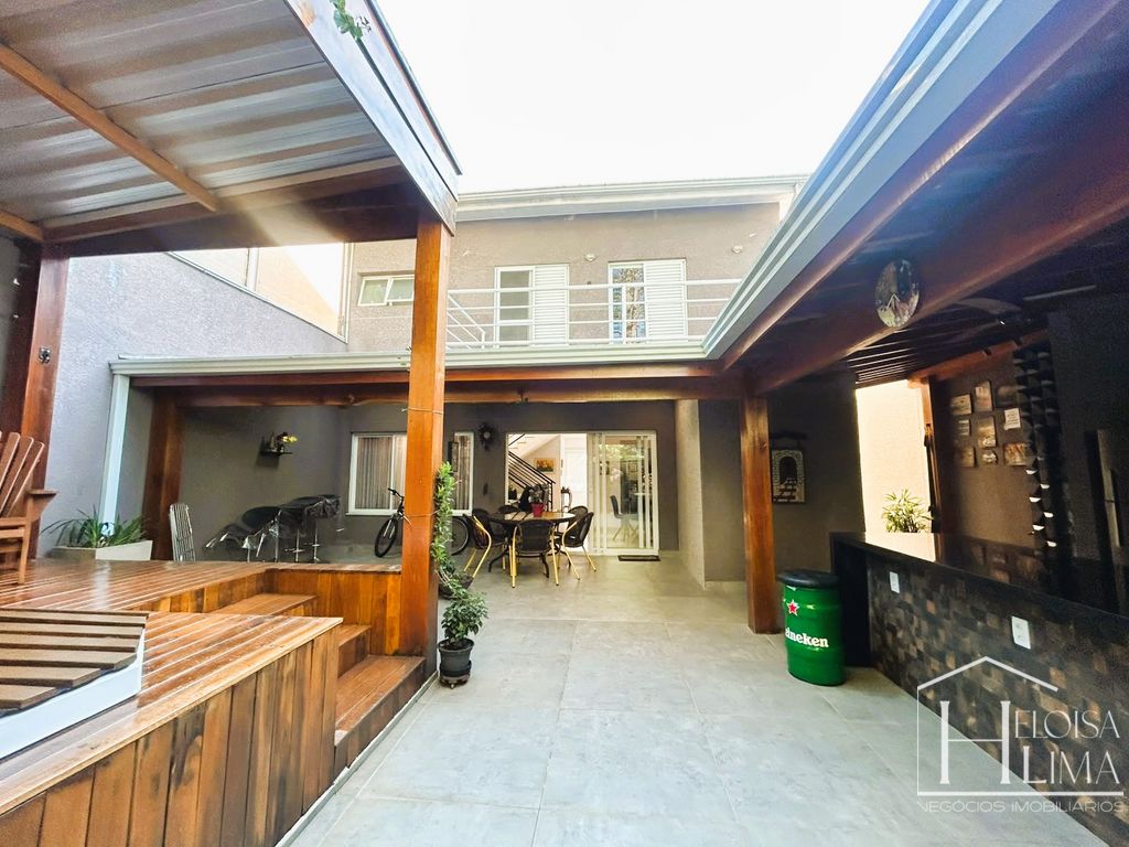 Casa com 3 suítes e spa no Condomínio Vista Verde em Vinhedo/SP