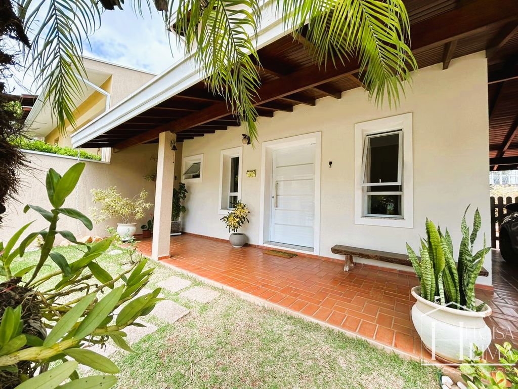 Casa com 3 quartos e planta integrada no Condomínio Grape Village em Vinhedo/SP