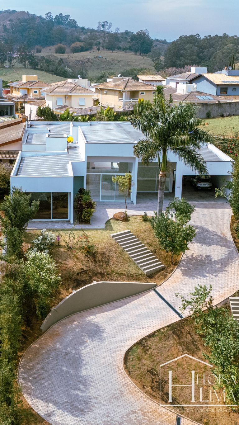 Casa térrea com 5 suítes no Condomínio Maison Blanche, em Valinhos en Valinhos/SP