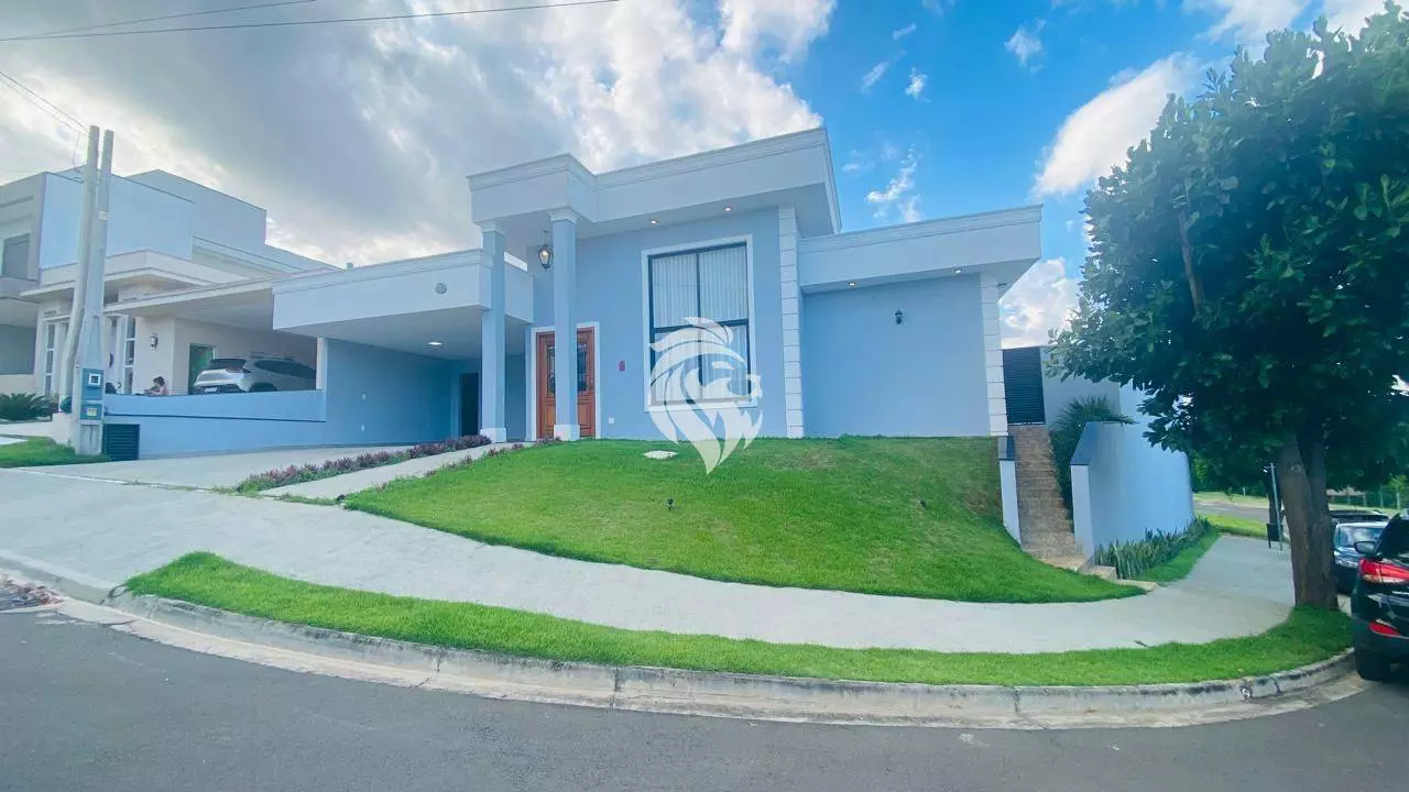 Casa com 3 suítes e piscina no Condomínio Jardins di Roma en Indaiatuba/SP